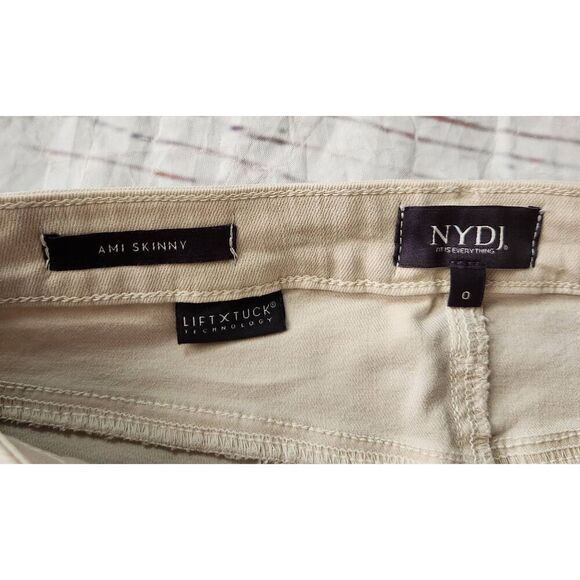 NYDJ Ami Skinny Jeans in Feather Wash Size 0 NWT - Picture 6 of 7